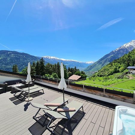 Ladurner Hotell Lagundo Exteriör bild