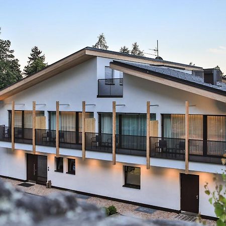 Ladurner Hotell Lagundo Exteriör bild