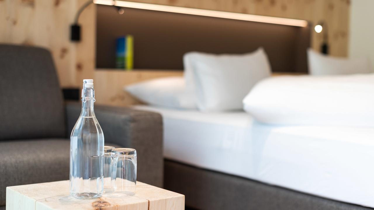 Ladurner Hotell Lagundo Exteriör bild