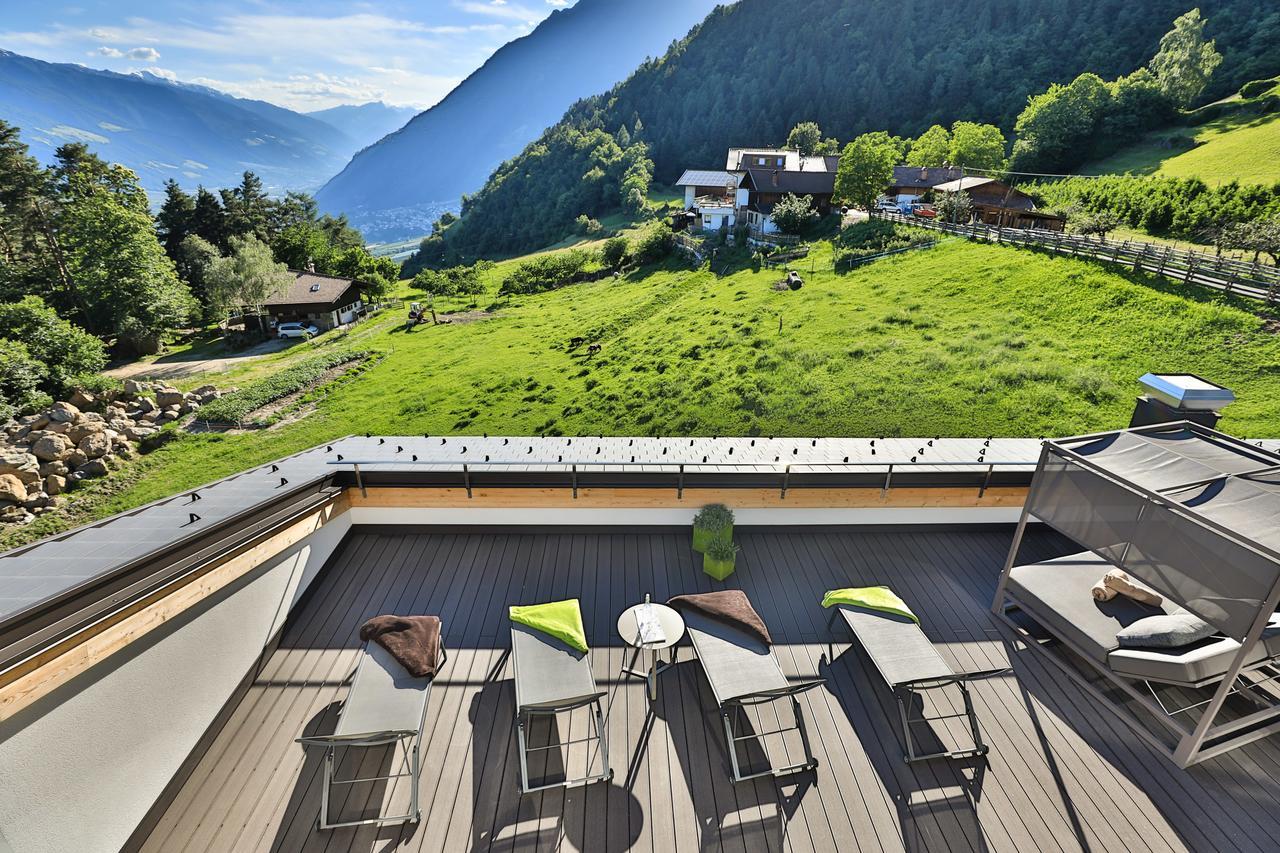 Ladurner Hotell Lagundo Exteriör bild