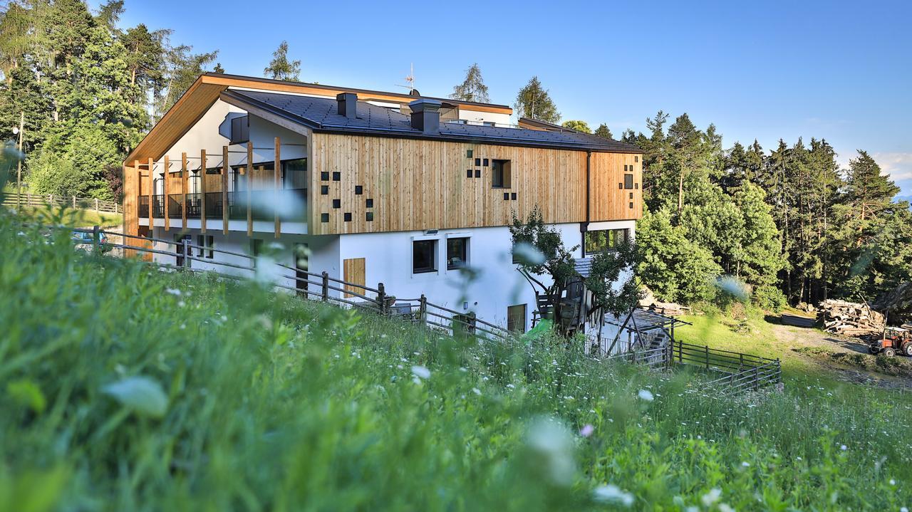 Ladurner Hotell Lagundo Exteriör bild