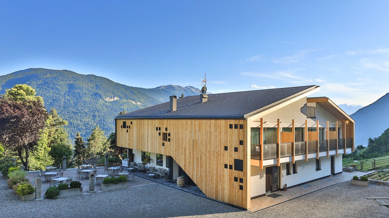 Ladurner Hotell Lagundo Exteriör bild